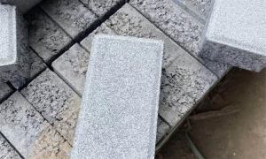 透水磚的主要優(yōu)勢(shì)是什么？為什么在城市建設(shè)中越來越受歡迎？
